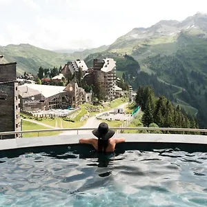 Mil8 4* Avoriaz