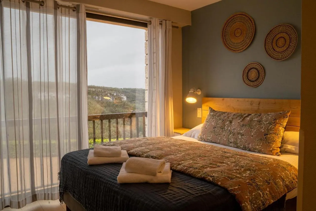 Logis Hotels - Le Belvedere - Hotel 2 Etoiles Et Restaurant Rocamadour