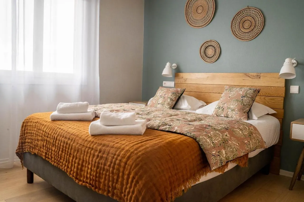 Logis Hotels - Le Belvedere - Hotel 2 Etoiles Et Restaurant Rocamadour 2*,