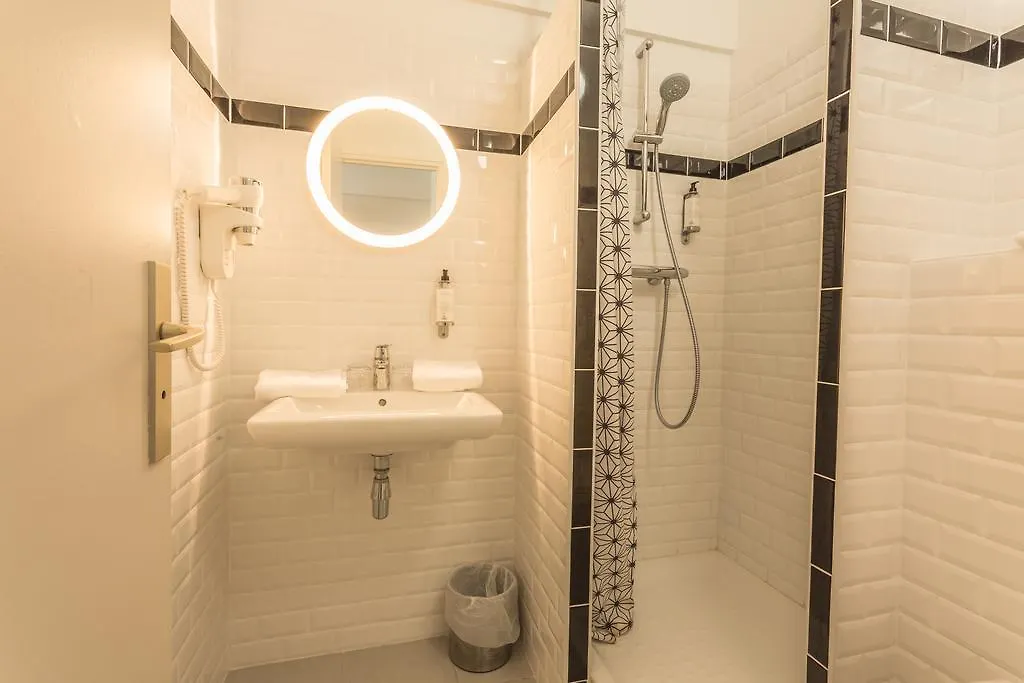 Logis Hotels - Le Belvedere - Hotel 2 Etoiles Et Restaurant Rocamadour