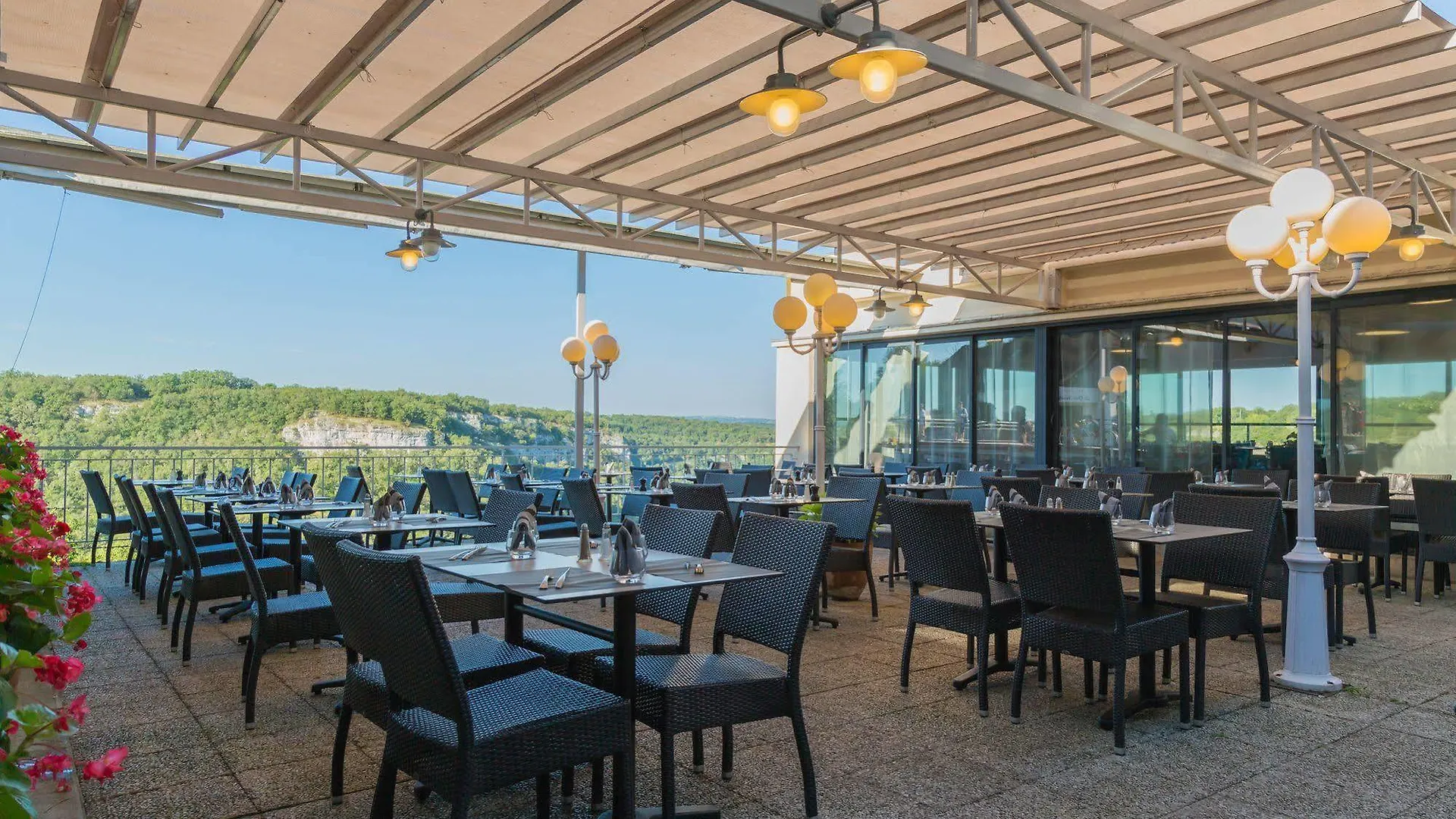 Logis Hotels - Le Belvedere - Hotel 2 Etoiles Et Restaurant Rocamadour